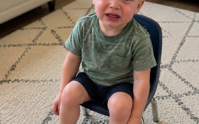 With my final , I purchased a pair of baby shoes at a flea market, but as I was putting them onto my son’s feet, a peculiar crackling noise came from within.  Stan, my three-year-old son, is being raised by me alone. Life feels like a constant struggle because of my endless shifts as a waitress, looking after my bedridden mom, and trying to handle unpaid bills.  Adding to my troubles, our joint house was kept by my ex after he cheated and left. Stan and I are now pinching pennies to survive in a dilapidated apartment, while he plays the role of an ideal father in our old home with his new girlfriend.  Just last month, my funds had dwindled to exactly my last . Because Stan’s toes were already bursting through his old sneakers, I couldn’t tolerate letting him wear them any longer. Hoping against hope to find something useful, I headed to the flea market.  The majority of the tables held nothing but trash, including broken lamps, tangled cords, and chipped mugs. Suddenly, my eyes caught a small pair of leather shoes with almost no wear on the soles, looking nearly brand-new.  “How much?” I asked.  “Six dollars,” the woman replied.  My face grew hot with embarrassment as I paused. “Would you take five?” I asked softly.  After studying me briefly, she offered a smile. “For you—yes.”  Relief washed over me so strongly that I was on the verge of crying. Holding those shoes tightly as if they were made of solid gold, I hurried away.  Once we got home, I presented them to Stan, whose eyes stretched wide. “Shoes for me?!”  Smiling, I assisted him in putting them on. “For you, buddy,” I said. They fit perfectly.  And then—CRRRK!  An odd crackling sound echoed, causing Stan to frown. “Mom, what’s that?”  A wave of anxiety hit my stomach. After slipping one of the shoes off his foot, I pushed down on the insole and detected the sound once more, realizing that some object was concealed inside.  With my hands shaking, I pulled up the insole and let out a gasp. “Oh my God!”With my final , I purchased a pair of baby shoes at a flea market, but as I was putting them onto my son’s feet, a peculiar crackling noise came from within.  Stan, my three-year-old son, is being raised by me alone. Life feels like a constant struggle because of my endless shifts as a waitress, looking after my bedridden mom, and trying to handle unpaid bills.  Adding to my troubles, our joint house was kept by my ex after he cheated and left. Stan and I are now pinching pennies to survive in a dilapidated apartment, while he plays the role of an ideal father in our old home with his new girlfriend.  Just last month, my funds had dwindled to exactly my last . Because Stan’s toes were already bursting through his old sneakers, I couldn’t tolerate letting him wear them any longer. Hoping against hope to find something useful, I headed to the flea market.  The majority of the tables held nothing but trash, including broken lamps, tangled cords, and chipped mugs. Suddenly, my eyes caught a small pair of leather shoes with almost no wear on the soles, looking nearly brand-new.  “How much?” I asked.  “Six dollars,” the woman replied.  My face grew hot with embarrassment as I paused. “Would you take five?” I asked softly.  After studying me briefly, she offered a smile. “For you—yes.”  Relief washed over me so strongly that I was on the verge of crying. Holding those shoes tightly as if they were made of solid gold, I hurried away.  Once we got home, I presented them to Stan, whose eyes stretched wide. “Shoes for me?!”  Smiling, I assisted him in putting them on. “For you, buddy,” I said. They fit perfectly.  And then—CRRRK!  An odd crackling sound echoed, causing Stan to frown. “Mom, what’s that?”  A wave of anxiety hit my stomach. After slipping one of the shoes off his foot, I pushed down on the insole and detected the sound once more, realizing that some object was concealed inside.  With my hands shaking, I pulled up the insole and let out a gasp. “Oh my God!”